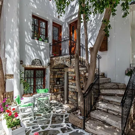 Naxos Casa de hóspedes 3*